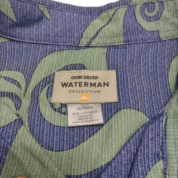 Quicksilver Waterman Collection Man's Hawaiian Shirt Size XL Floral Tropical - Picture 4 of 7